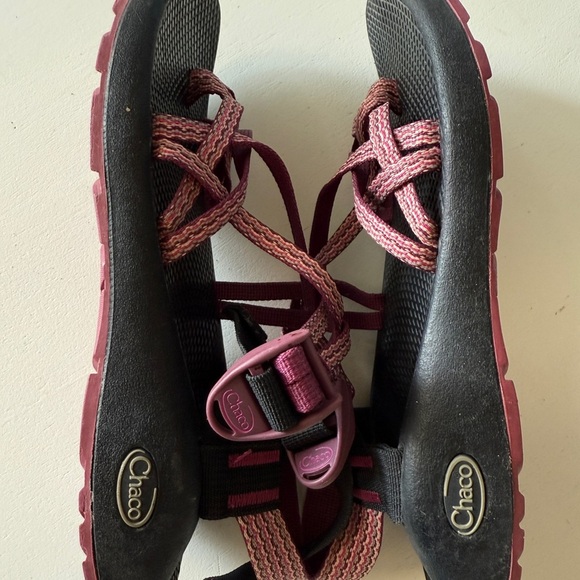 Chaco Women's Pink and Black Sandals size 9 - Picture 2 of 4